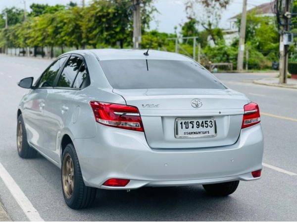 2018 Toyota Vios 1.5  J รูปที่ 2